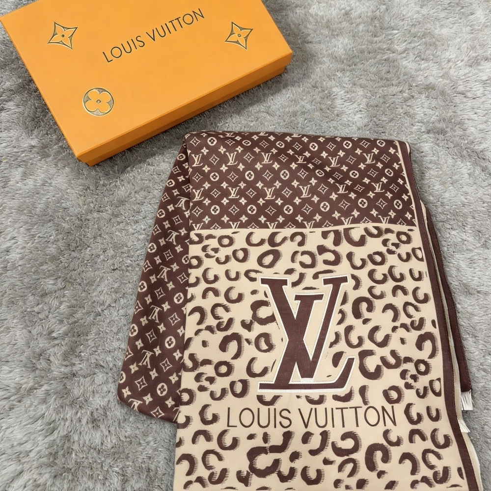 Louis Vuitton LV Safari Stole